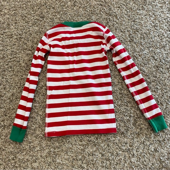 Hanna Andersson Red and White Striped Christmas Pajama Set - Picture 5 of 7